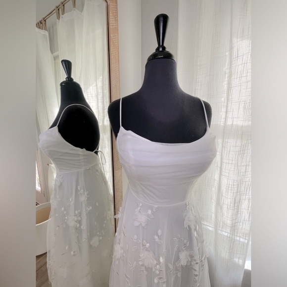 Selfie Leslie Floating By Pleated Neckline Dress Embellished White Size Small - Picture 6 of 8